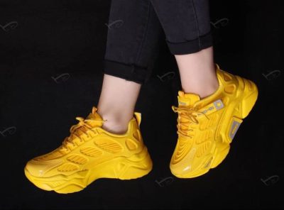 کفش کتونی دخترانه زرد رنگ